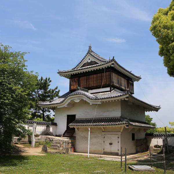 岡山城（烏城）