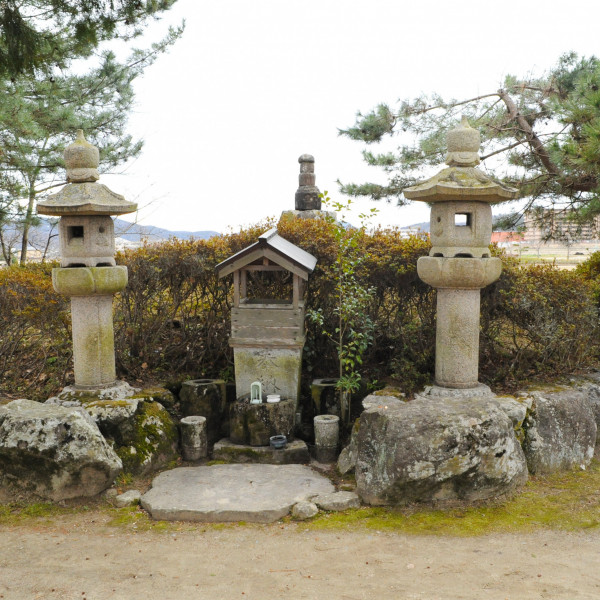 清水宗治首塚