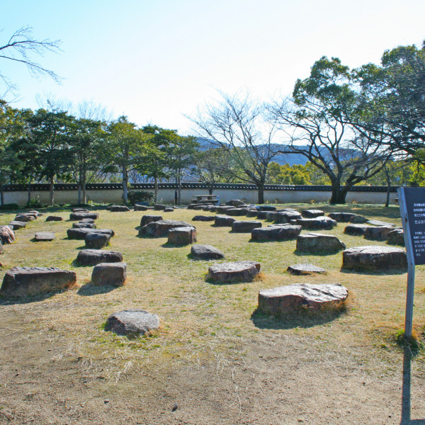 岡山城（烏城）