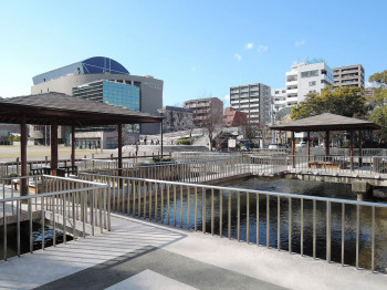 西川緑道公園