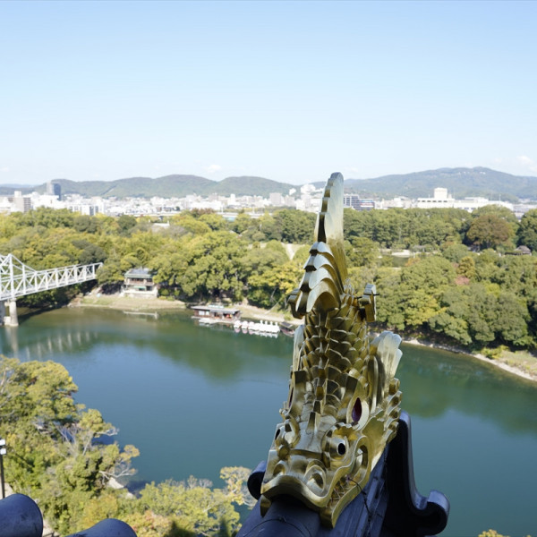 岡山城（烏城）