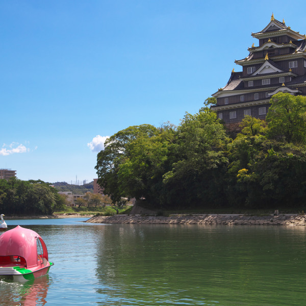 桃ボート（岡山城・岡山後楽園・旭川）