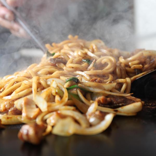 津山ホルモンうどん