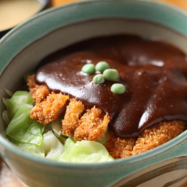 おかやまデミカツ丼