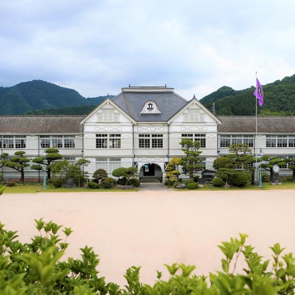 旧遷喬尋常小学校