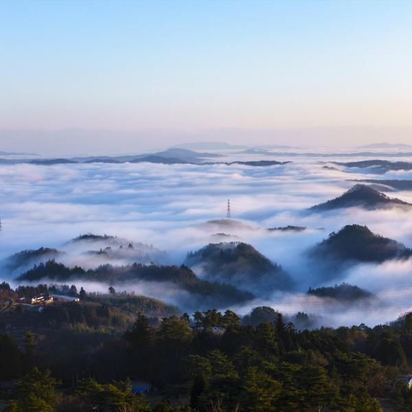 弥高山