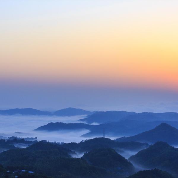 弥高山